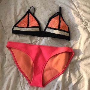 TRIANGLE bikini